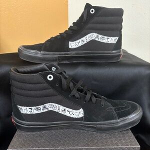 listing-status-banner